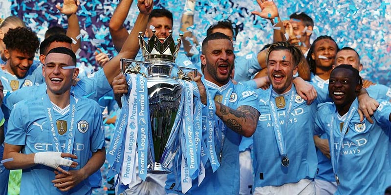 Manchester City là đương kim vô địch Ngoại hạng Anh 2023/2024, cũng là lần thứ 4 liên tiếp đội này lên ngôi vô địch